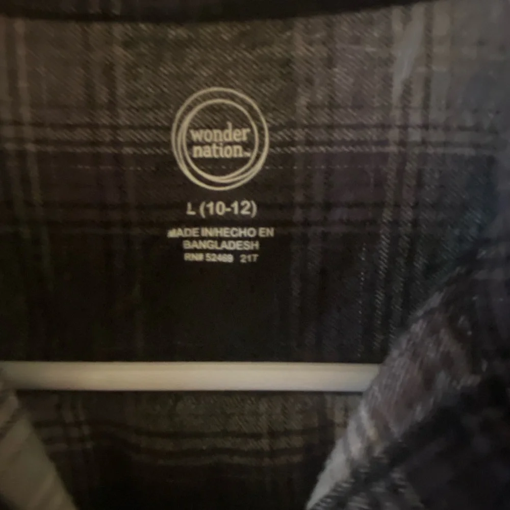 Wonder Nation Plaid Shirt in Black and Gray
